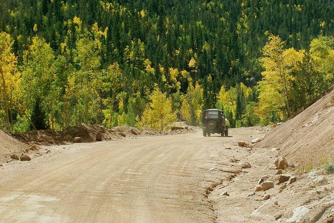 Foothills, History, and Garden of the Gods Jeep Tour - The ride itself: open air, dirt roads, and narrow sections