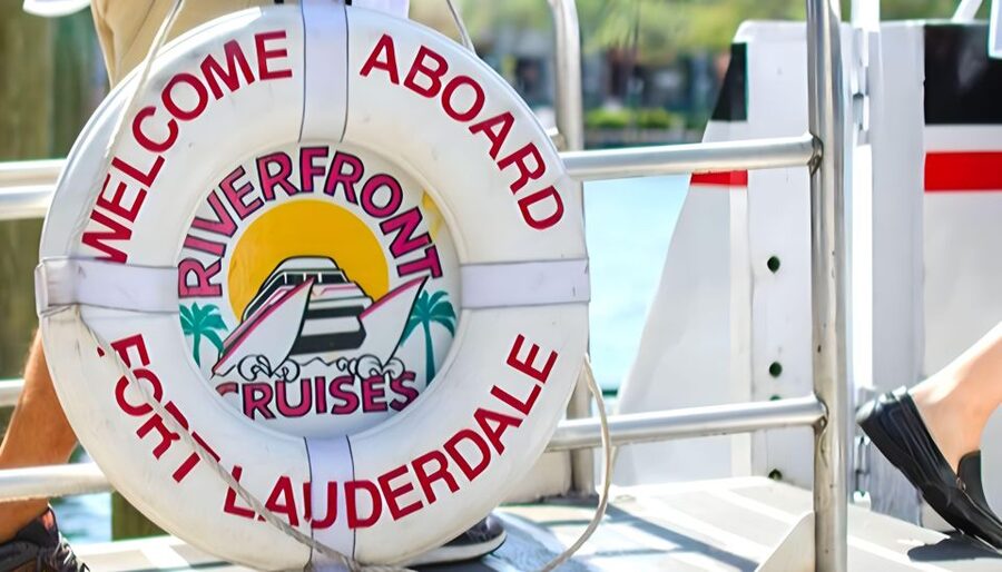 Fort Lauderdale: Millionaire's Row Cruise with Drinks - Port Everglades adds a working harbor