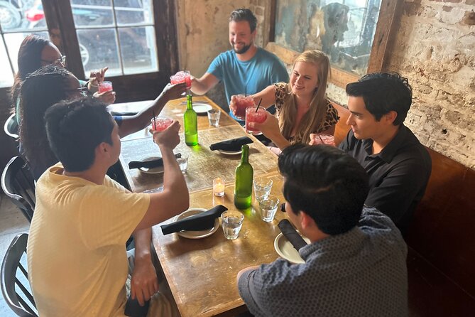 French Quarter Small-Group Cocktail and Foodie Crawl - Why this crawl works well on a first evening