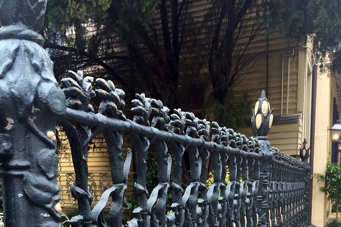 French Quarter Walking Tour With Comp 1850 House Museum Admission - Inside the 1850 House and its Pontalba apartment