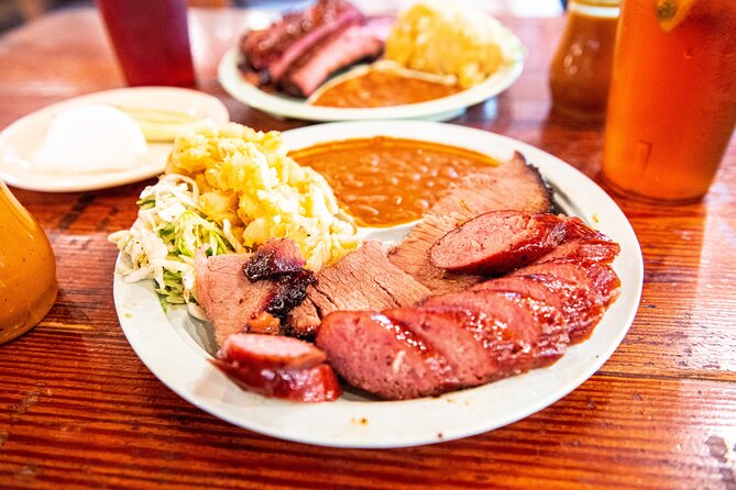 From Austin: Hill Country BBQ & Wine Shuttle - Fall Creek Vineyards: Your First Taste of Texas Wine