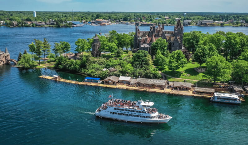 From Ivy Lea: 1000 Islands Boldt Castle Scenic Cruise - Zavikon Islands and the smaller river sights
