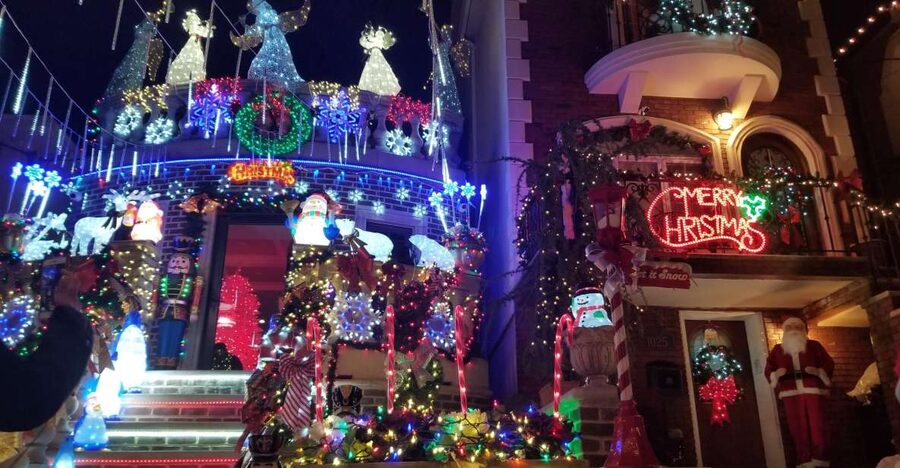 From Manhattan: 4-Hour Brooklyn Christmas Magic Tour - The return route through Brooklyn and Lower Manhattan