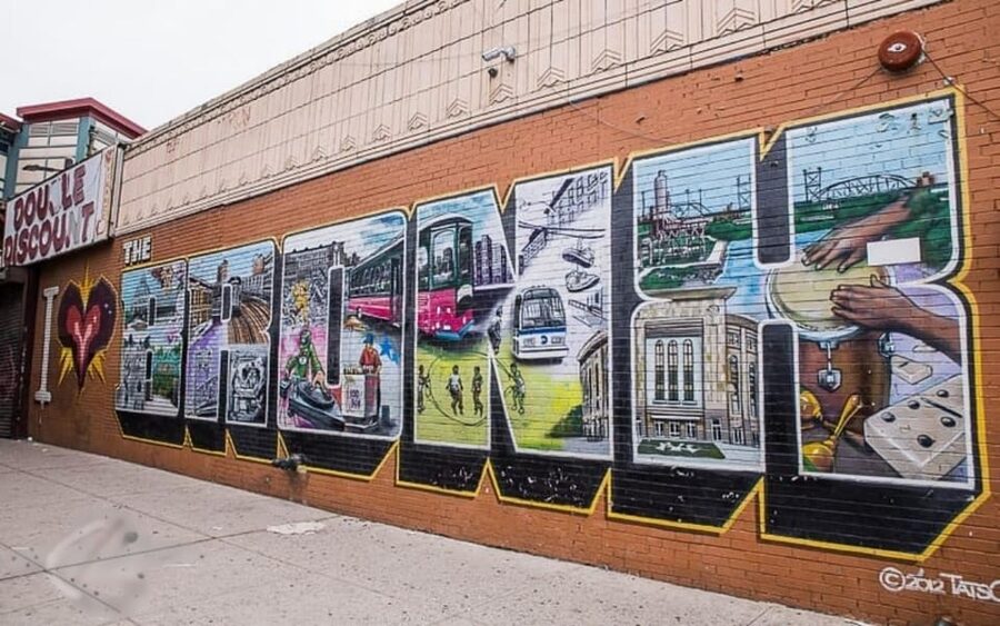 From Manhattan: 5-Hour Bronx, Queens, and Brooklyn Bus Tour - Brooklyn through Williamsburg and the Orthodox Jewish quarter