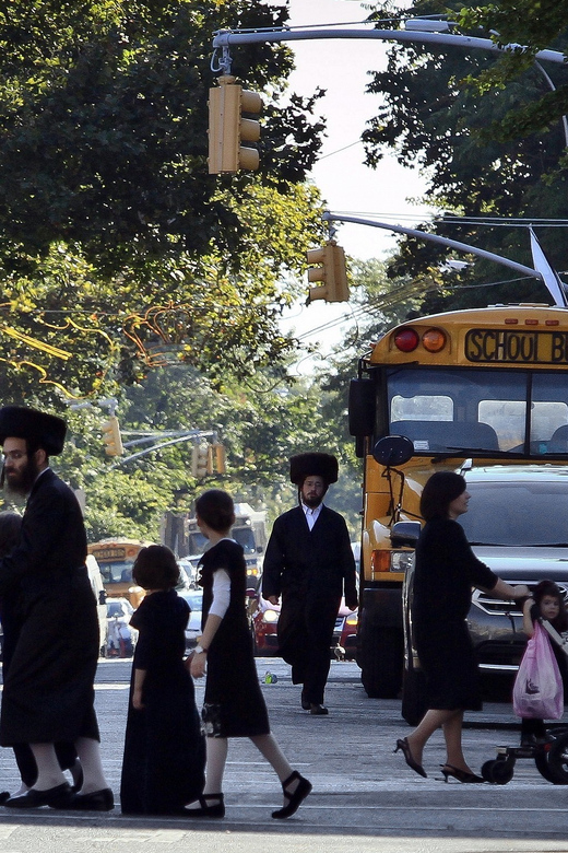 From Manhattan: 5-Hour Bronx, Queens, and Brooklyn Bus Tour - Who gets the most value from five hours