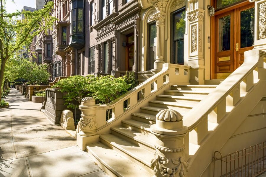 From Manhattan: Bronx, Queens and Brooklyn Half-Day Tour - Greenpoint and Williamsburg in Brooklyn