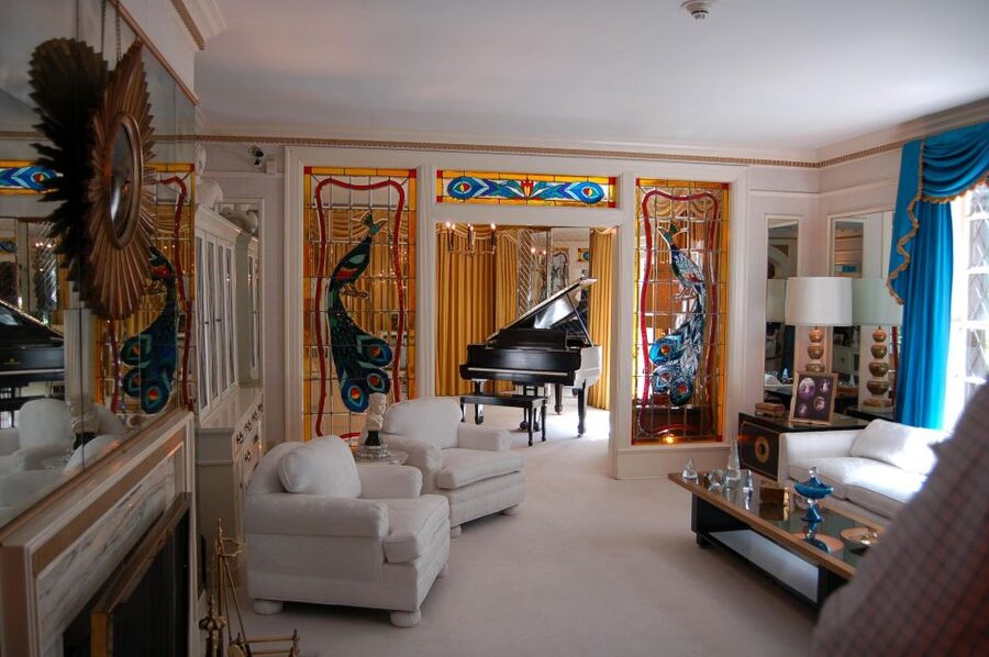 From Nashville: Memphis Tour with Graceland VIP Access - Graceland: the main event