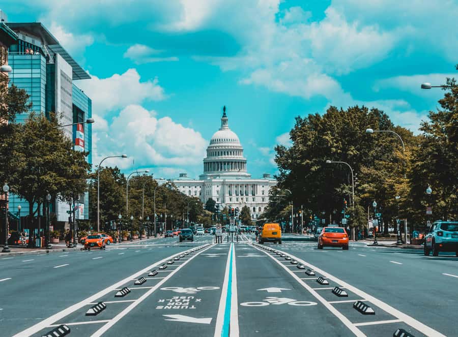 From New York City: Washington and Philadelphia 1-Day Tour - Walking through Philadelphia’s Old City