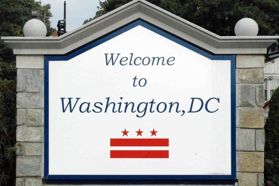 From NYC: Guided Day Trip to Washington DC by Van or Bus - The White House and Pennsylvania Avenue