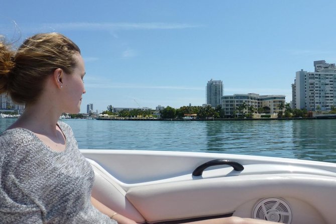 Fully Private Speed Boat Tours, VIP-style Miami Speedboat Tour of Star Island! - Star Island and the homes along Millionaires Row