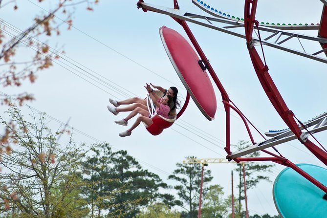 Fun Spot America Atlanta - Mini-golf sounds useful, but verify the admission rules