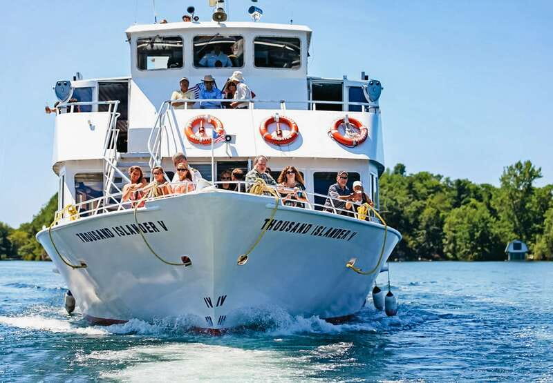Gananoque: 1000 Islands Cruise & Optional Boldt Castle Entry - What the three-hour cruise adds