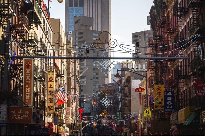 Gangsters and Ghosts Tour New York City - Why this $39 walking tour works