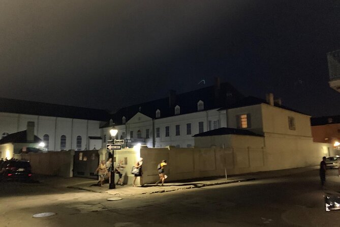 Ghost Hunt Experience - The Guides Set the Tone