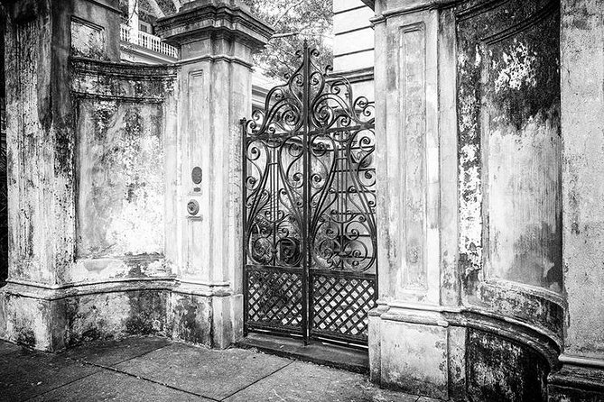 Ghosts of Charleston Night-Time Walking Tour with Unitarian Church Graveyard - Is $35 a fair price?