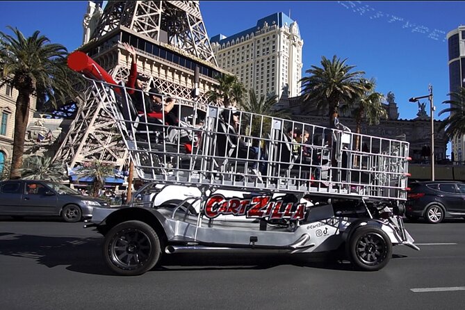 Giant Shopping Cart Limo Ride in Las Vegas - The Venetian closes the circuit