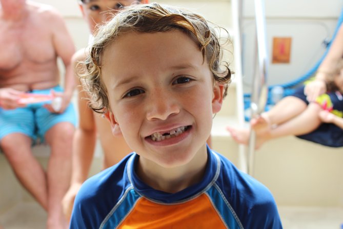 Glass-Bottom Boat Reef Tour - Why the 50-minute length works for families