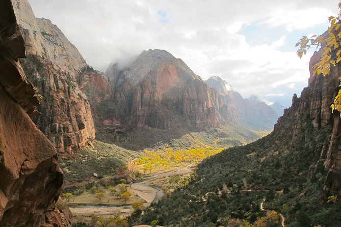Grand Canyon, Bryce, Zion, Antelope Canyon, Monument Valley 3 Day Tour - Why the small van makes a difference