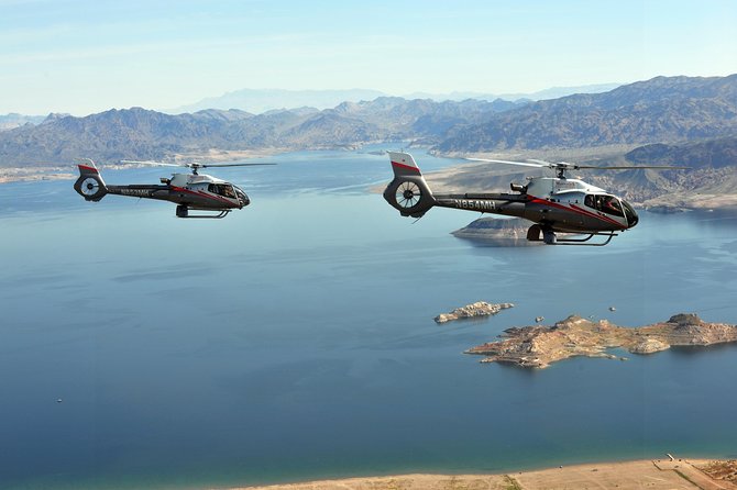 Grand Canyon Deluxe Helicopter Tour with Landing from Las Vegas - The return flight over the Las Vegas Strip