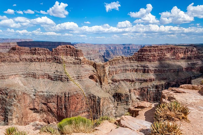 Grand Canyon + Hoover Dam View + WiFi (Skywalk/lunch options) - Eagle Point and the Skywalk decision