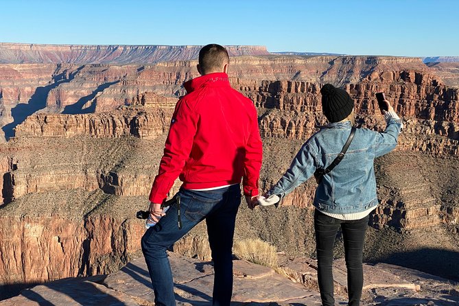 Grand Canyon + Hoover Dam View + WiFi (Skywalk/lunch options) - Guano Point offers the strongest free views