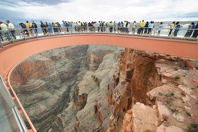 Grand Canyon West + Hoover Dam Photo Stop + Optional Skywalk Tour - Boulder City and the road west