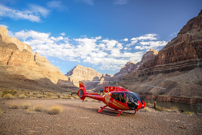 Grand Canyon West Rim Helicopter Tour with Champagne Toast - Why the canyon-floor landing matters