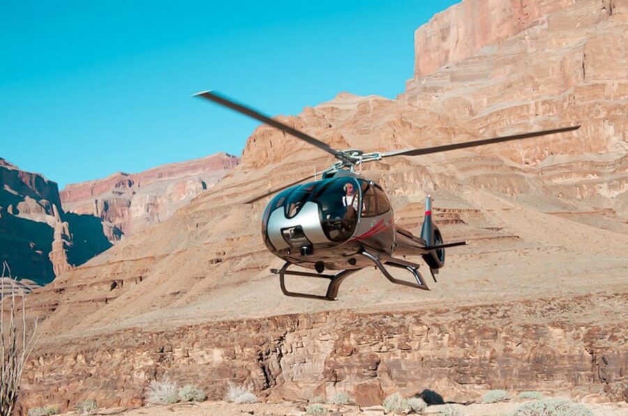 Grand Canyon West: West Rim Helicopter Tour with Landing - Landing 3,500 feet below the rim