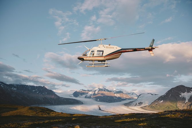 Grand Knik Helicopter Tour - 2 hours 3 landings - ANCHORAGE AREA - Wildlife sightings are a bonus, not the plan