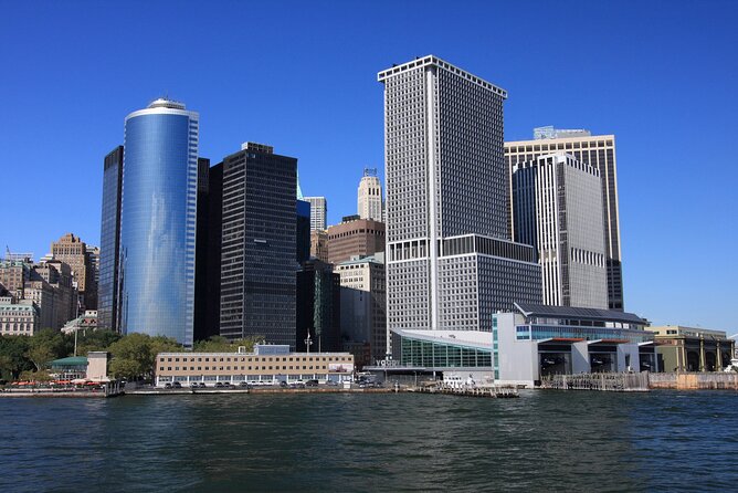 Gray Line New York Fully Guided 5 Hour Sightseeing Tour - A quick taste of Chelsea Market