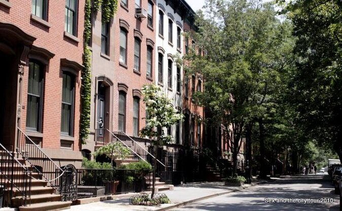 Greenwich Village Walking and Food Tasting Tour - Key points at a glance