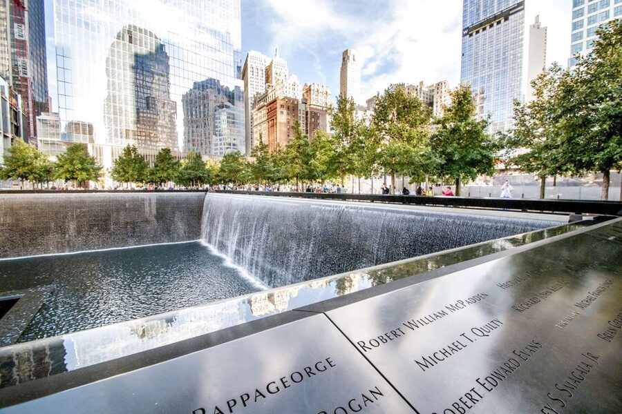 Ground Zero 9/11 Memorial Tour & Optional 9/11 Museum Ticket - The Oculus, St. Paul’s Chapel, and the surrounding site