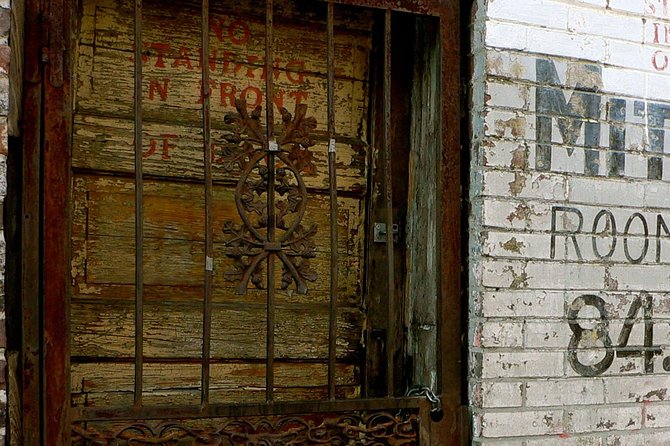 Haunted Memphis Walking Ghost Tour - Puck Food Hall and Memphis voodoo and hoodoo