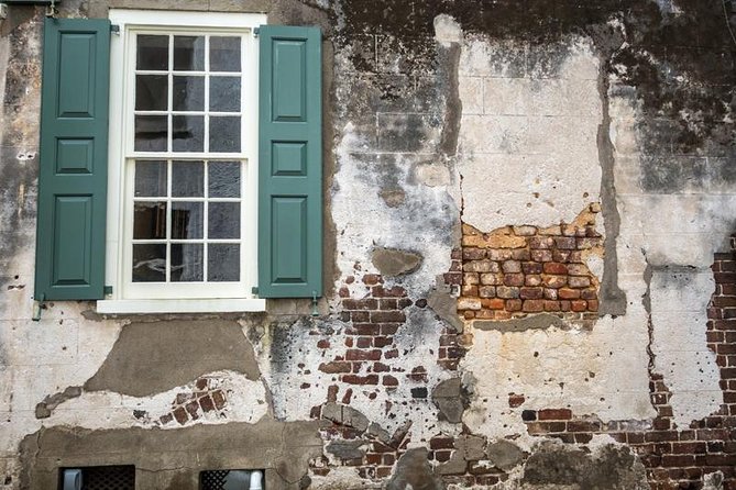 Hidden Alleyways and Historic Sites Small-Group Walking Tour - The history is useful, but ask for a broad account