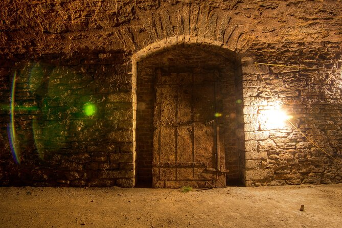 Hidden Brewery Caverns Tour in Cincinnati with Beer Tasting - The walking, group size, and timing