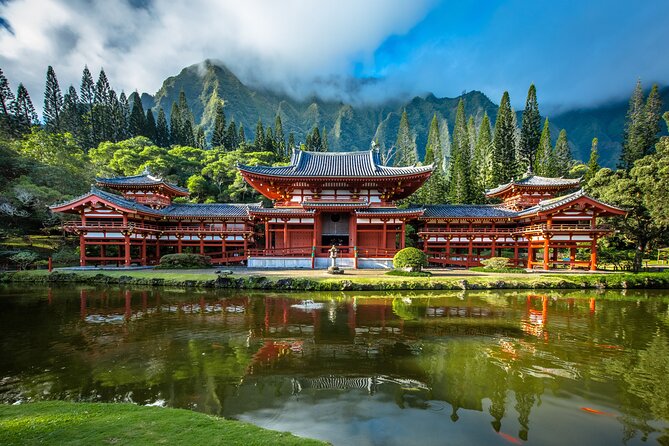 Hidden Gems of Oahu Circle Island Tour with Byodo In Temple - Halona Blowhole and the volcanic coast