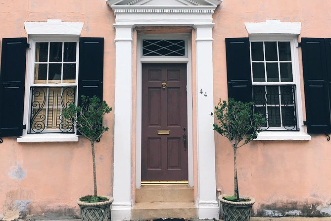 Highlights of Charleston Guided Walking Tour - The Old Slave Mart Museum and Charleston’s hardest subject