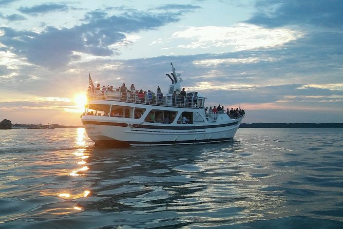 Hilton Head Sunset Dolphin Watching Cruise - Sunset, lighthouses, and the changing view
