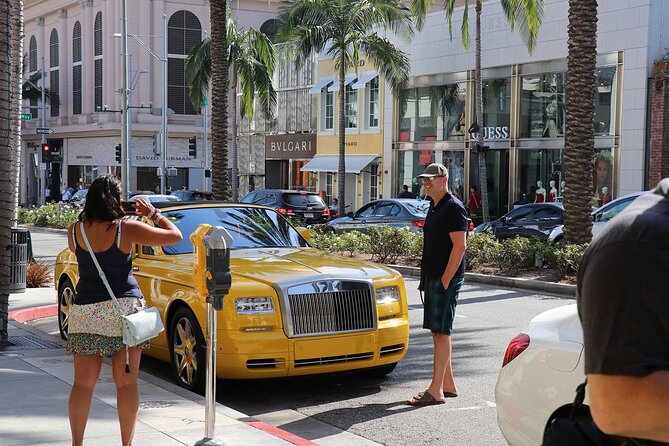Hollywood and Celebrity Homes Bus Tour - Sunset Boulevard’s music and comedy landmarks