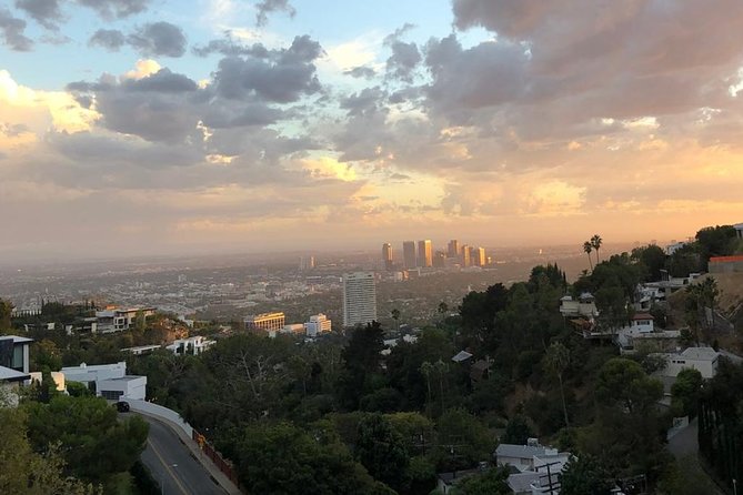 Hollywood, Beverly Hills and Celebrity Homes Open Air Van Tour - Celebrity homes and the limits of house spotting