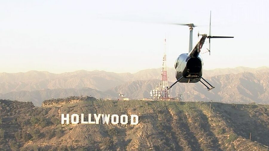 Hollywood & Beverly Hills Celebrity Helicopter Tour - A 20-minute route across Hollywood