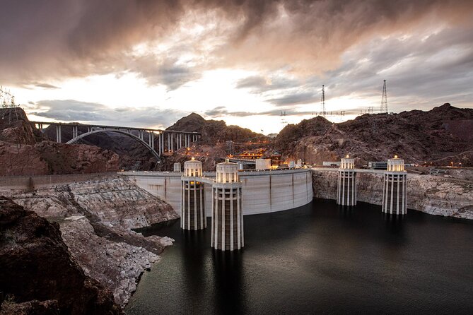 Hoover Dam Tour from Las Vegas with Hot Breakfast - Leaving Las Vegas for Hoover Dam