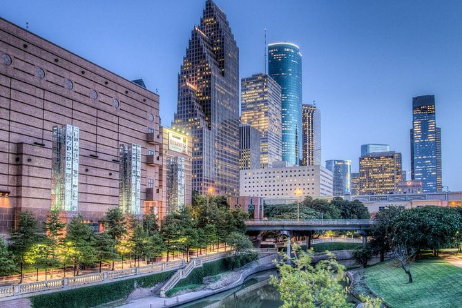 Houston's Official City & Mural Tour! - City Hall and Houston’s civic center