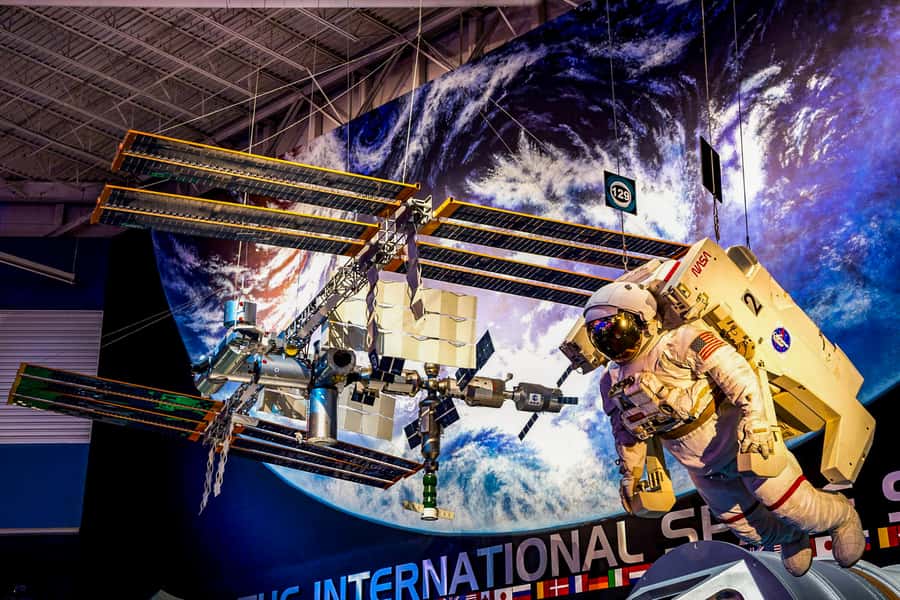 Houston: Space Center Houston Admission Ticket - SpaceX’s Falcon 9 Changes the Focus to Today