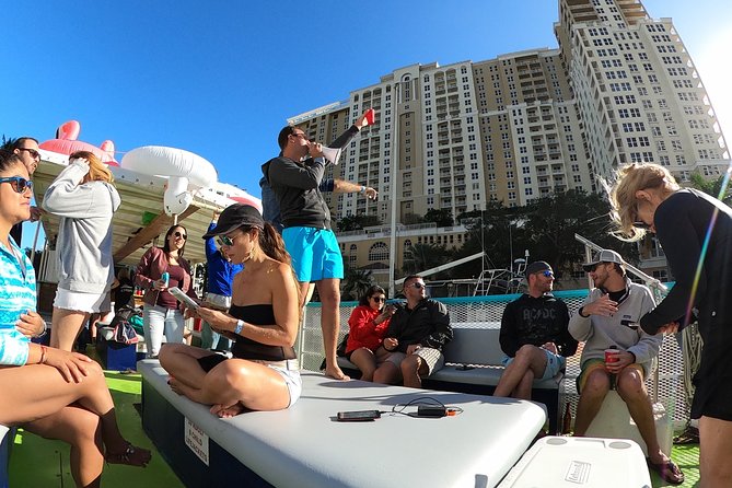 Island Time Boat Cruise in Fort Lauderdale - Music, crowd size, and the real party-boat question