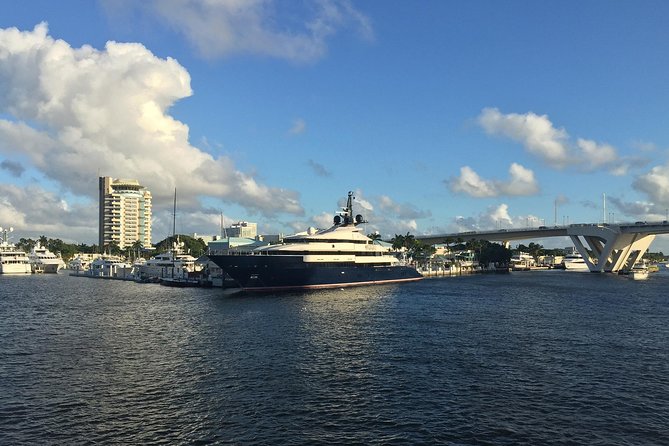 Jungle Queen Riverboat 90-Minute Narrated Sightseeing Cruise in Fort Lauderdale - Food, drinks, and the smart way to prepare