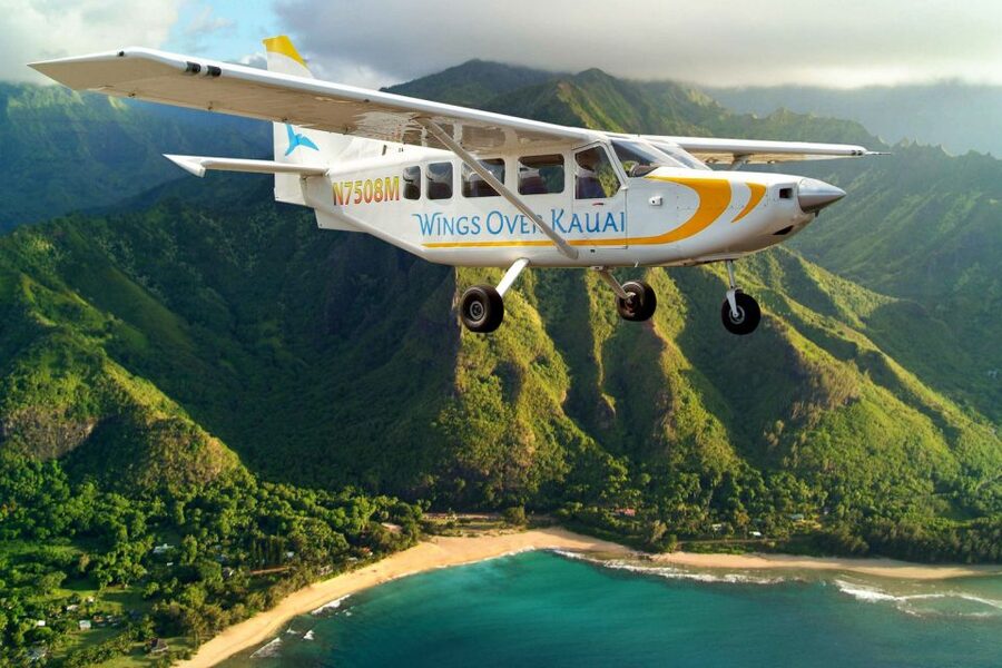 Kauai: Air Tour of Na Pali Coast, Entire Island of Kauai - The pilot’s narration adds real value