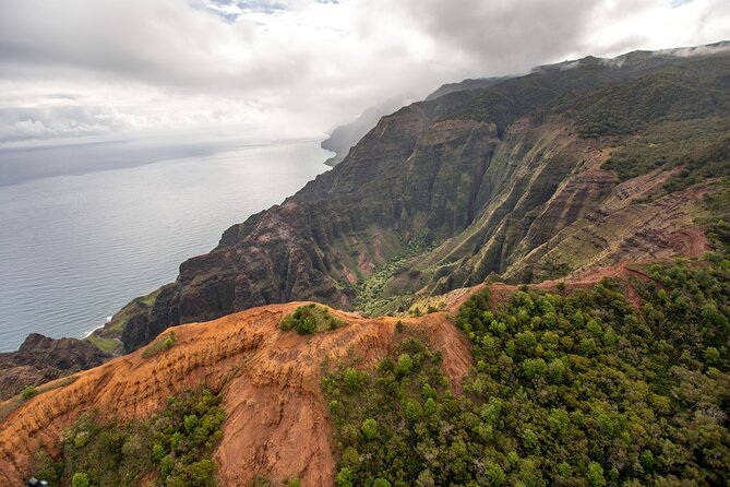 Kauai' Exclusive Helicopter Tour: Land & Explore Olokele Canyon - Is $369 a fair price?