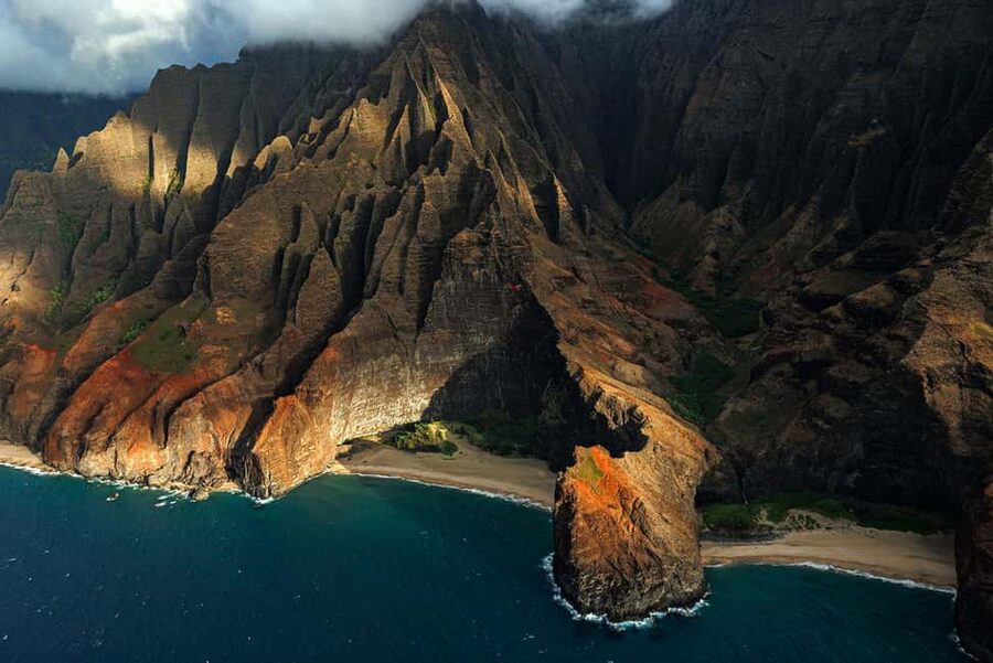 Kauai: Hughes 500 4-Passenger Doors-Off Helicopter Flight - What the $369 price gets you