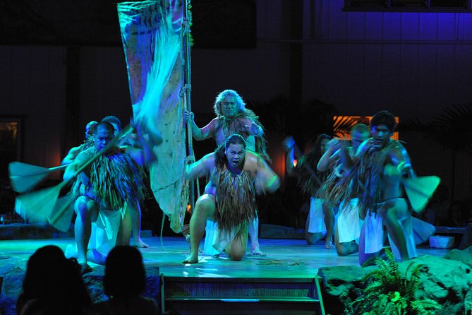 Kauai: Luau Kalamaku with Buffet Dinner and Show - The optional Kauai Plantation Railway ride